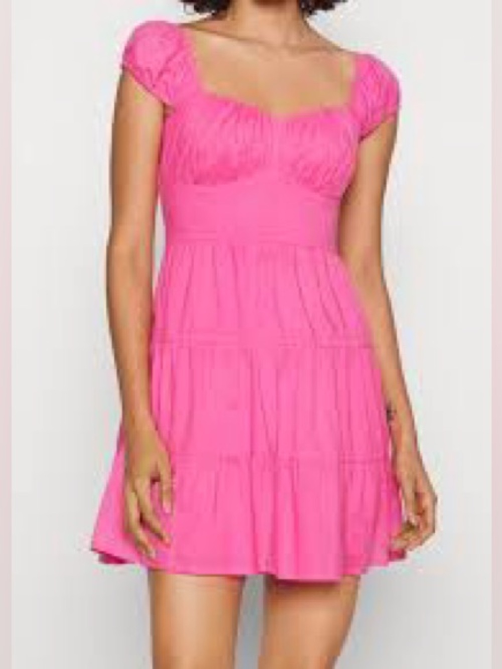 Hollister Hot Pink Short Sleeve Tiered Mini Dress Sz Small